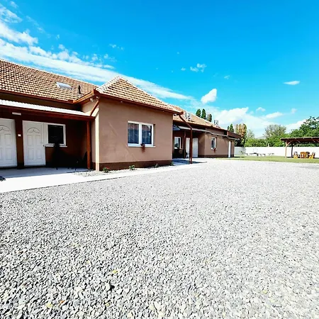 Homestay szállás Léna *