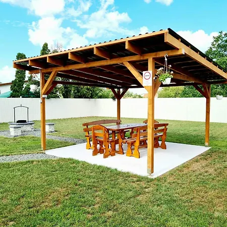 Léna Homestay szállás Békéscsaba